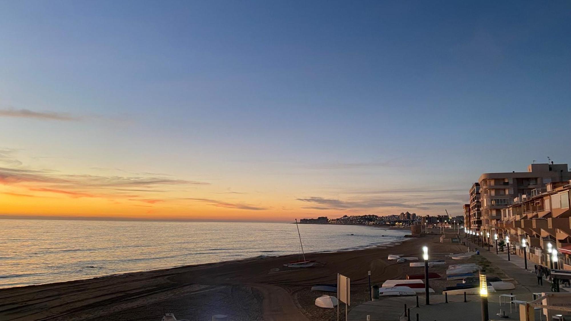 Beachfront Apartment - La Mata Torrevieja Eksteriør billede
